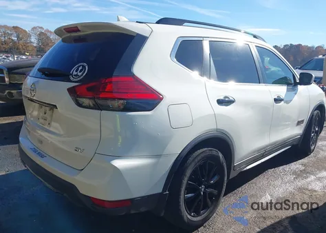 2017 Nissan Rogue Sv z USA, uszkodzony, nr VIN 5N1AT2MT6HC758250